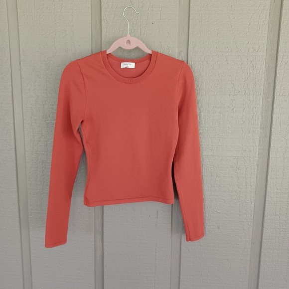 Aritzia Tops - Aritzia Babaton Sculpt Knit Crew Neck Long Sleeve Top Size M Preppy Stretch